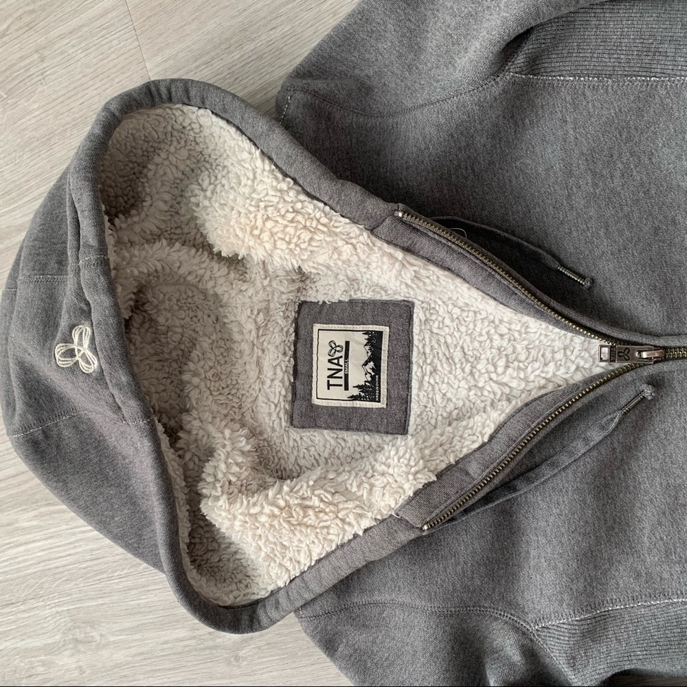 TNA Jacket size small - Picture 2 of 4